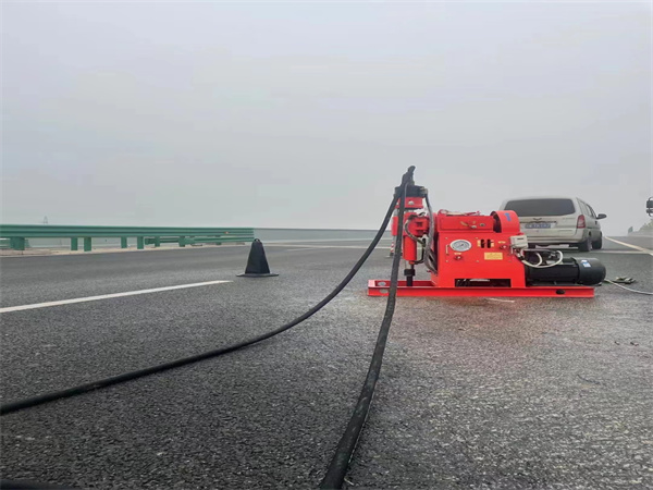 阳泉马路路基路面开裂下沉注浆加固灌浆